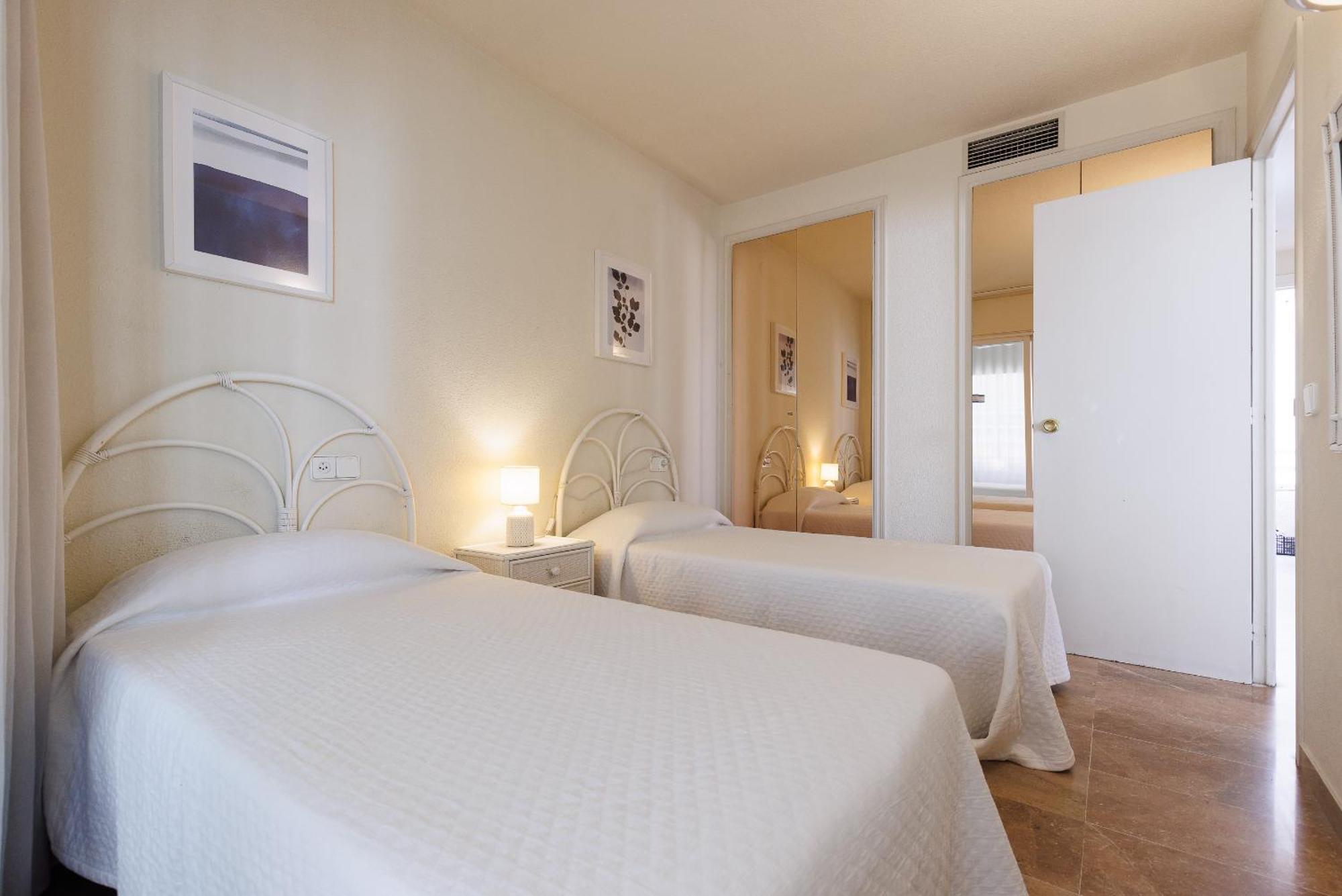 Uhc Center Apartments 萨洛 外观 照片