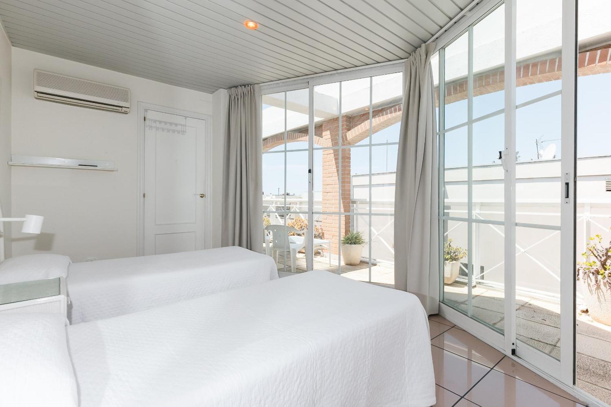 Uhc Center Apartments 萨洛 客房 照片