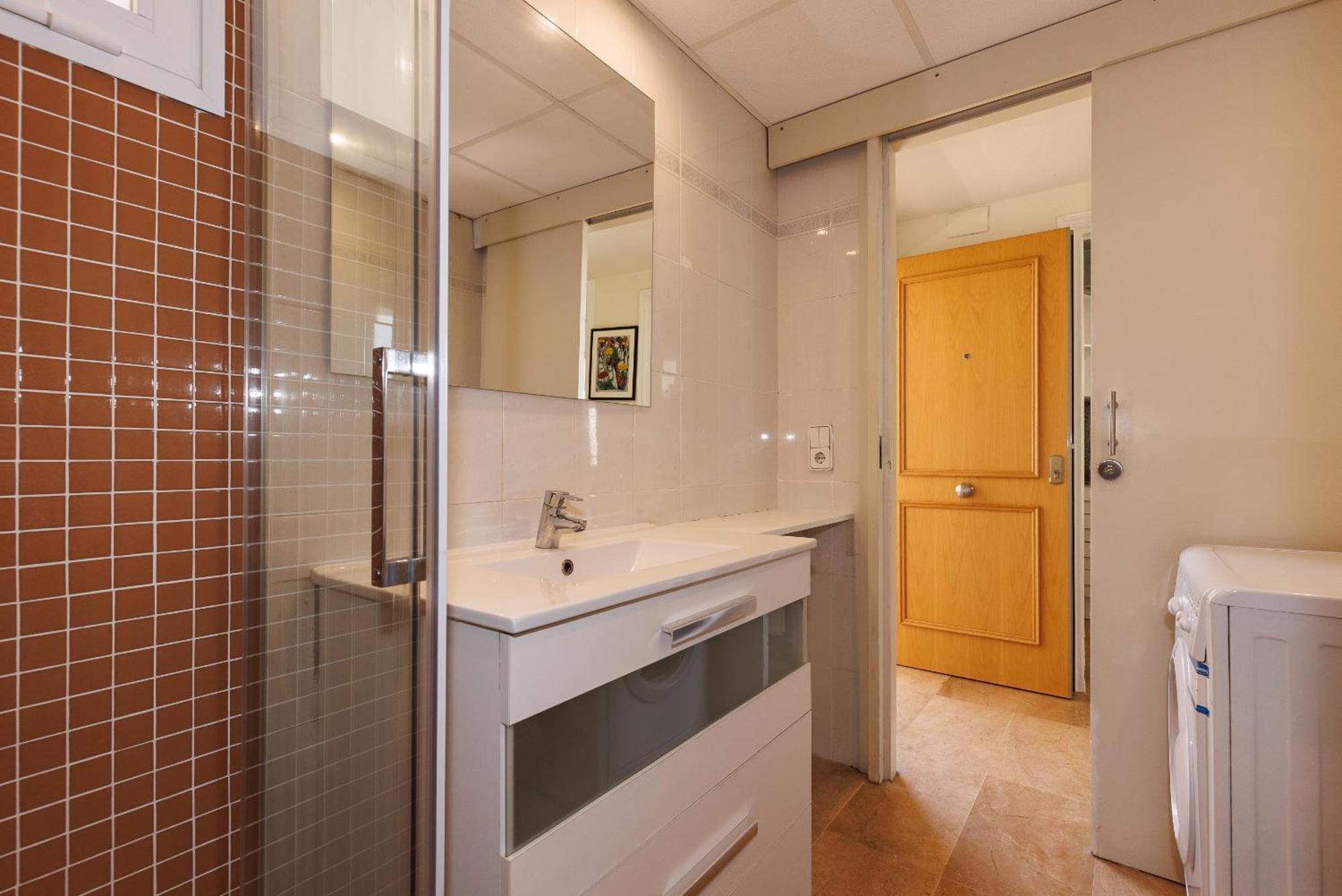 Uhc Center Apartments 萨洛 客房 照片